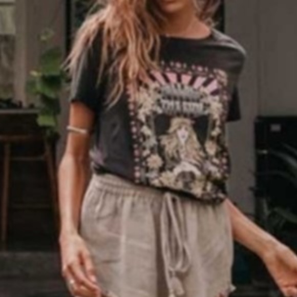 Stevie nicks Follow the sun Vintage Style graphic Tee - Picture 5 of 6